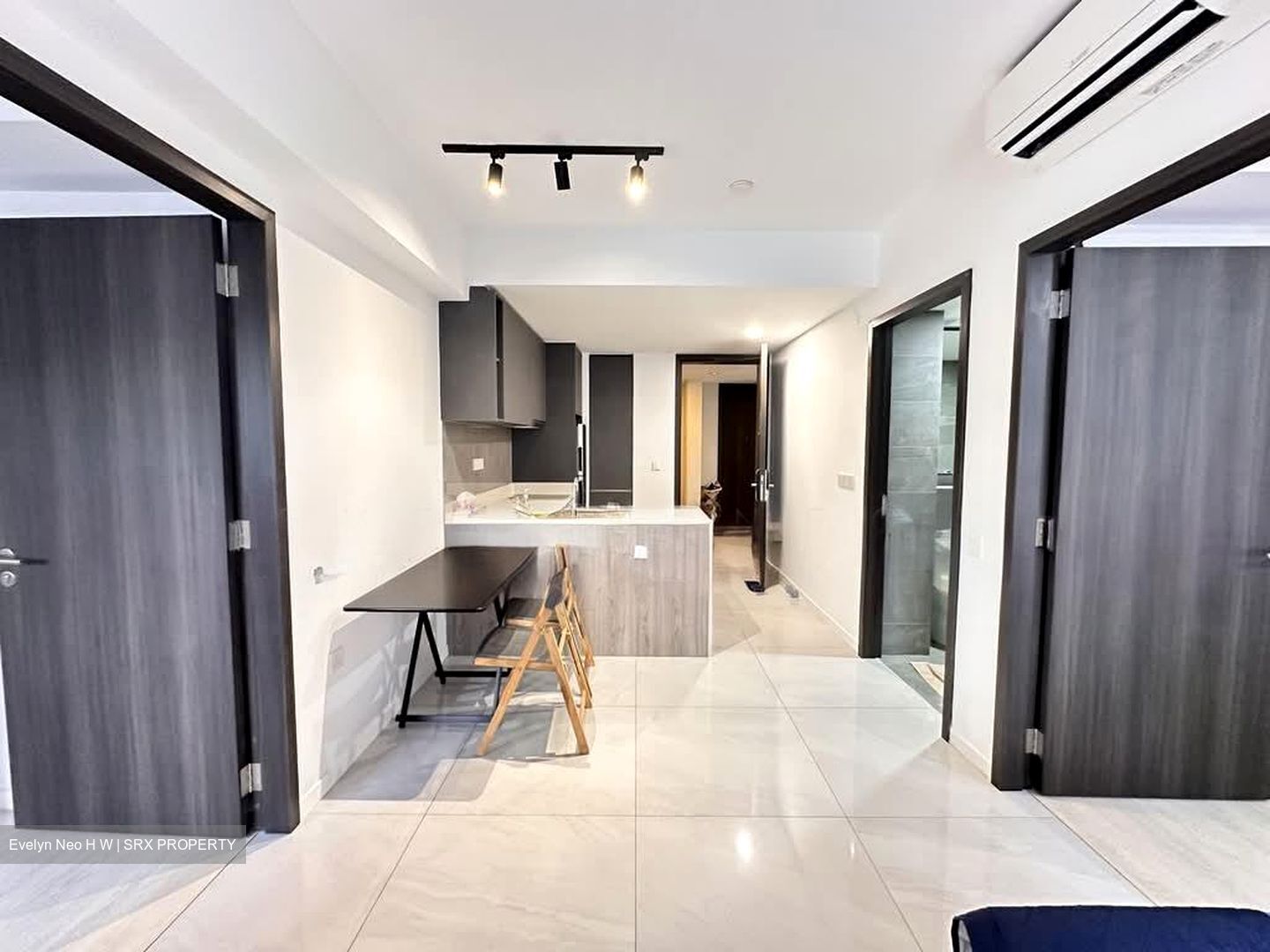 Riverfront Residences (D19), Apartment #557739091